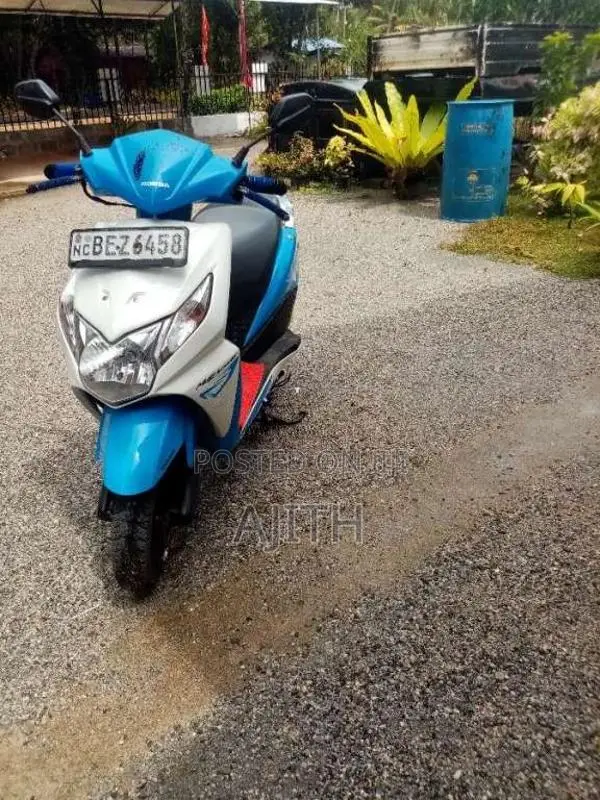 Honda Dio 2017 Motorbike (Used)