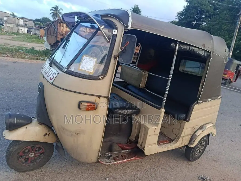 Bajaj RE 1984 Three Wheel (Used)