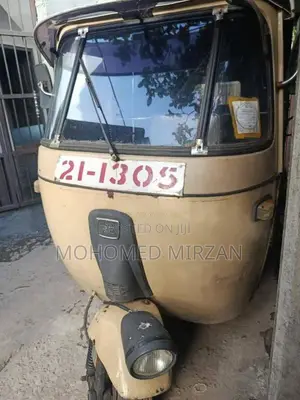 Bajaj RE 1984 Three Wheel (Used)