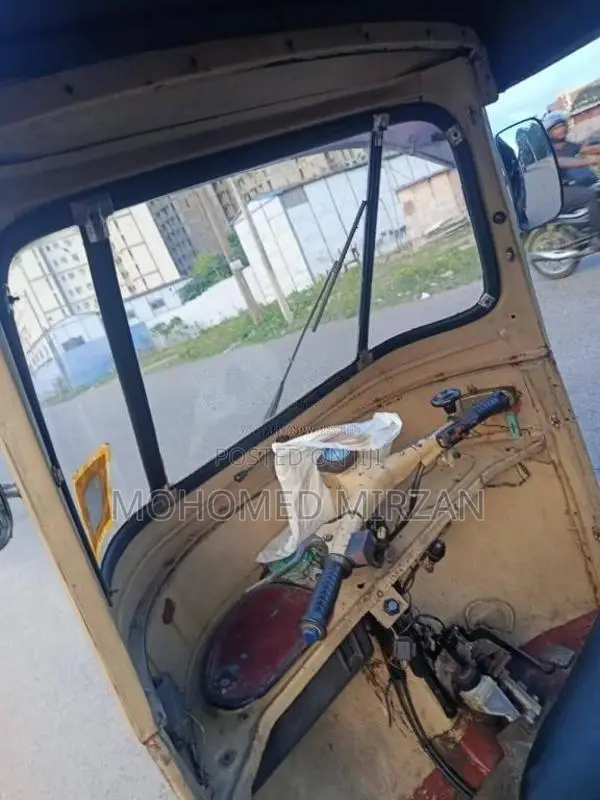 Bajaj RE 1984 Three Wheel (Used)