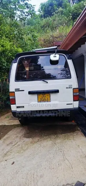Nissan Caravan VRGE24 2004 Van (Used)