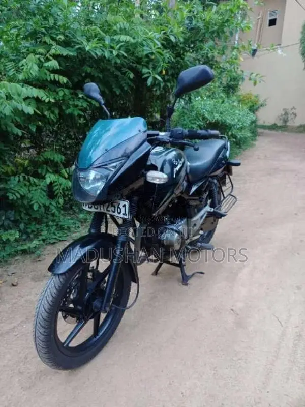 Bajaj Pulsar 2015 Motorbike (Used)