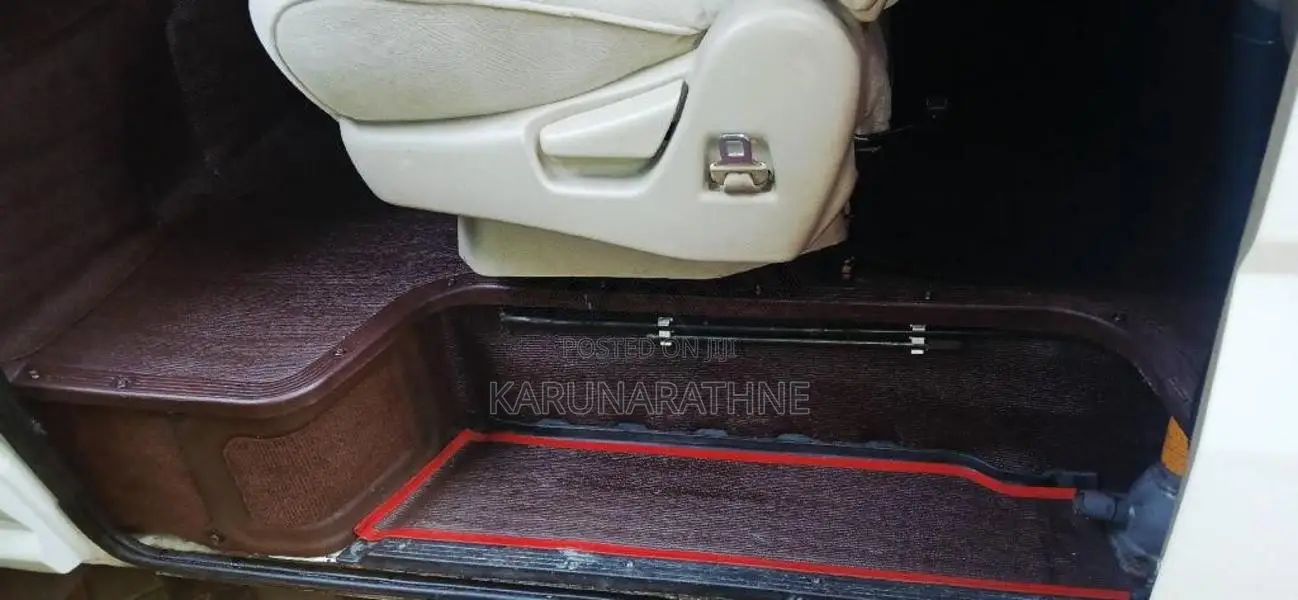 Nissan Caravan VRGE24 2004 Van (Used)