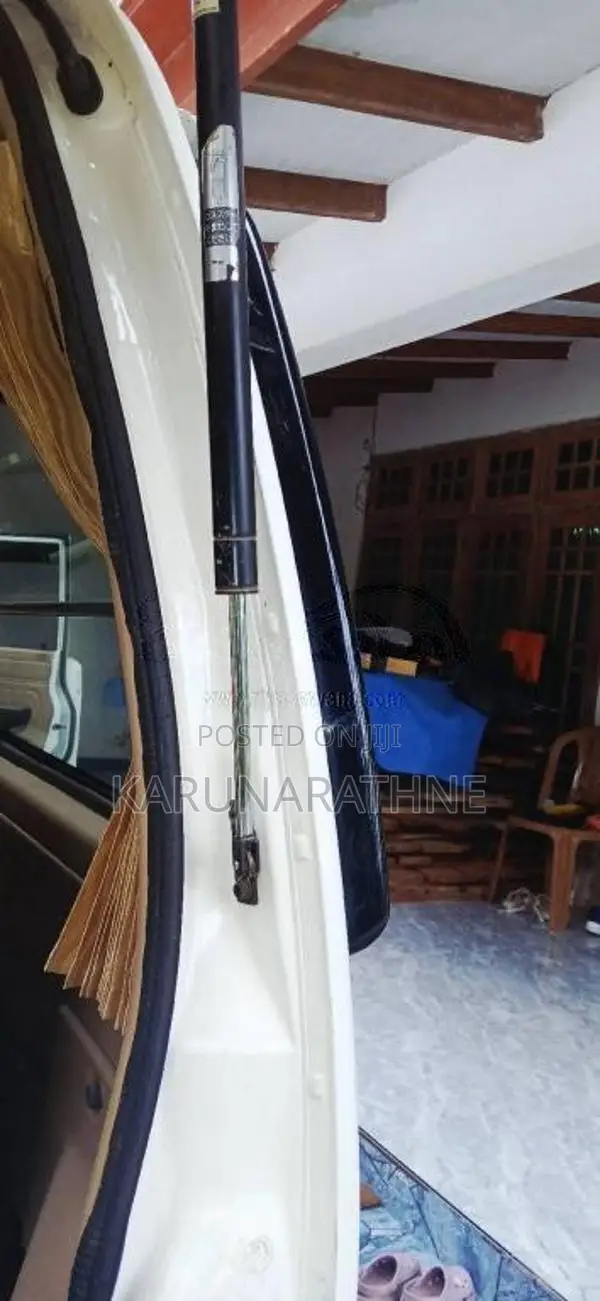 Nissan Caravan VRGE24 2004 Van (Used)