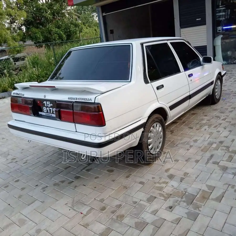 Toyota Corolla AE81 1986 Car (Used)