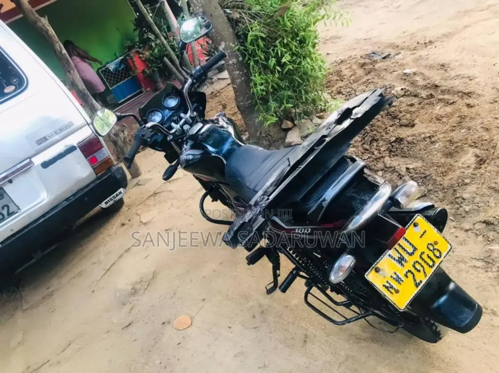 Bajaj Discover 2012 Motorbike (Used)