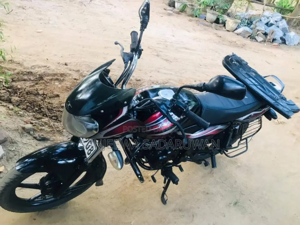 Bajaj Discover 2012 Motorbike (Used)