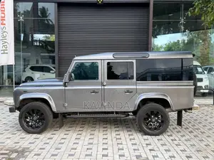 Land-Rover Defender 2015 SUV (Used)