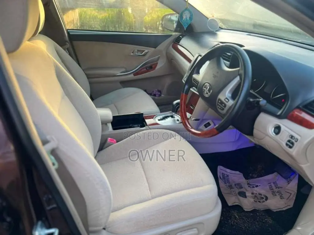 Toyota Premio 2015 Car (Used)