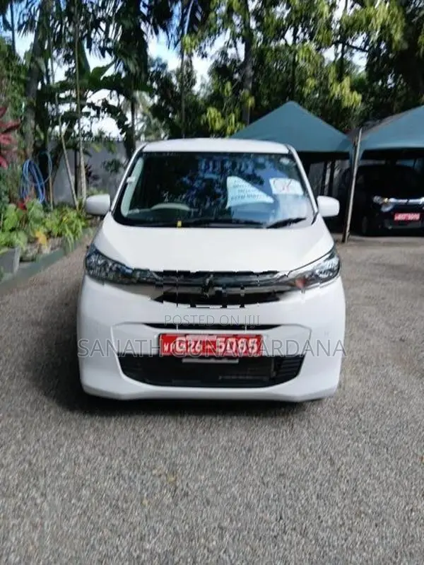 Mitsubishi eK Wagon 2024