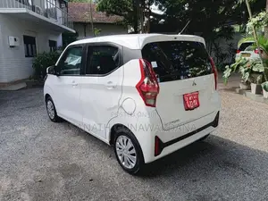 Mitsubishi eK Wagon 2024