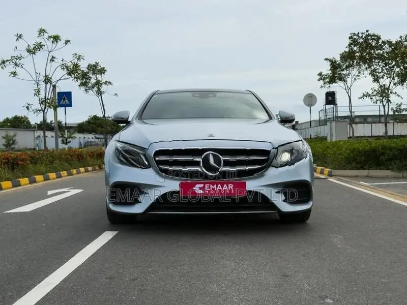 Mercedes Benz E350 Premium Plus Spec 2017