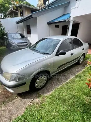 Nissan Sunny 2001