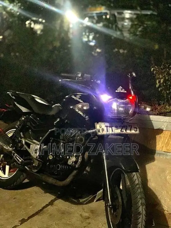 Bajaj Pulsar 180 2007