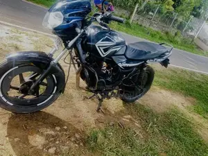 Bajaj Discover 125 2005