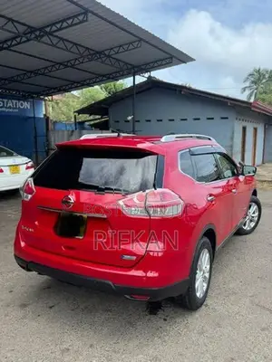 Nissan X-Trail 2016