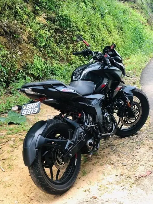 Bajaj Pulsar N160 2026