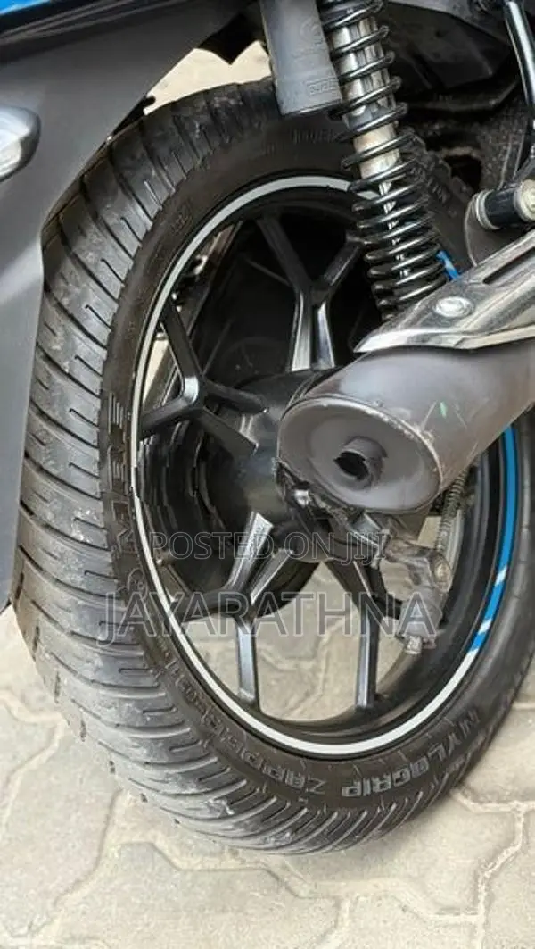 Bajaj Discover 125 2024