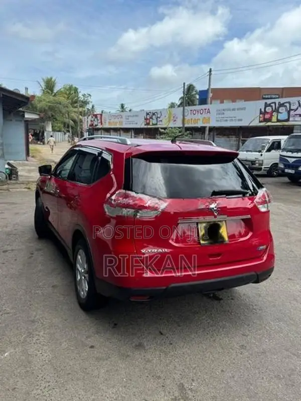 Nissan X-Trail 2016