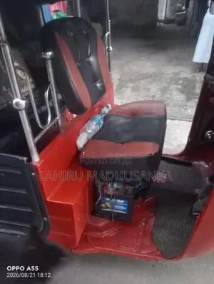 Bajaj RE 2006