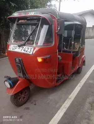 Bajaj RE 2006