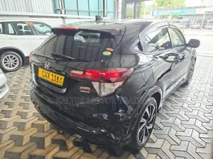 Honda Vezel RS Sensing 2017
