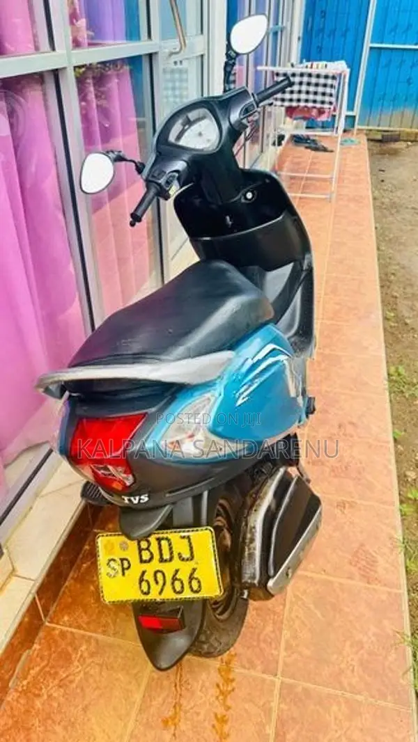 TVS Scooty Zest 2015
