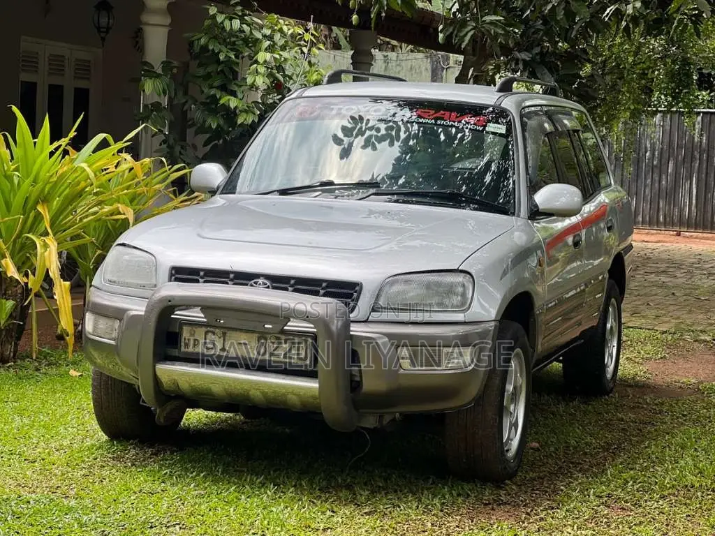 Toyota RAV4 1998 SUV (Used)