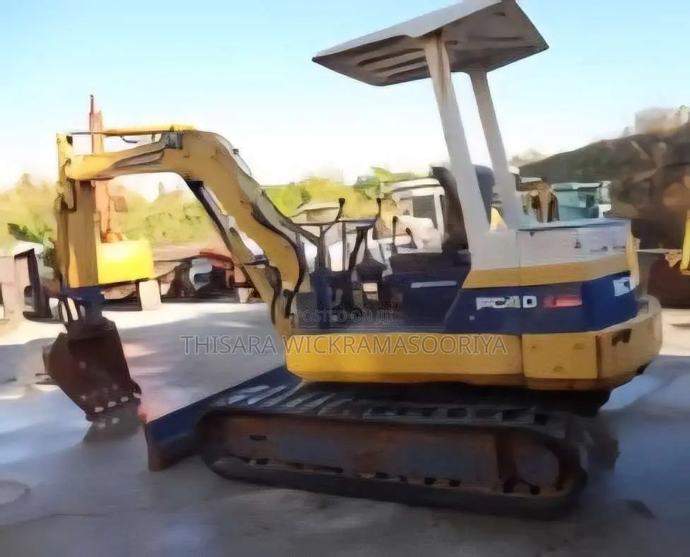 Komatsu PC 40-6 2018 Heavy-Duty (Used)