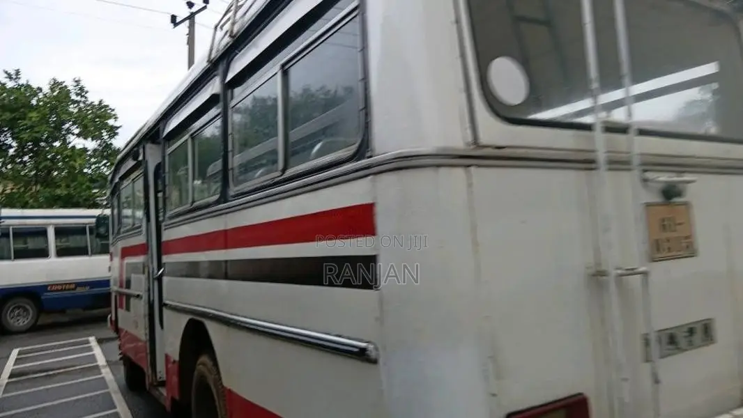 Tata 909 1990 Bus (Used)