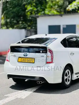 Toyota Prius 2016 Car (Used)