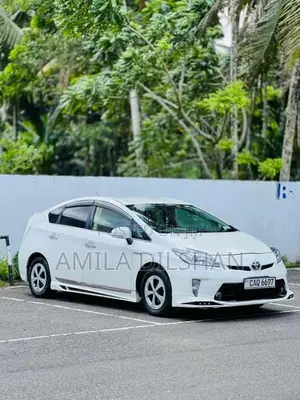 Toyota Prius 2016 Car (Used)