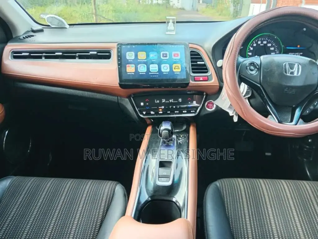 Honda Vezel 2015 SUV (Used)
