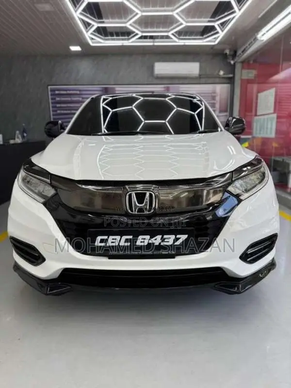 Honda Vezel RS Sensing 2018 SUV (Used)