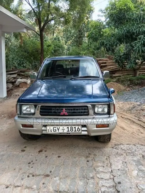 Mitsubishi Strada 1997 Pickup (Used)