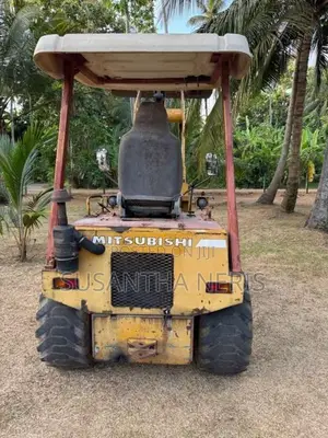 Mitsubishi WS300A Wheel Loader 2010 Heavy-Duty Unregistered (Reconditi