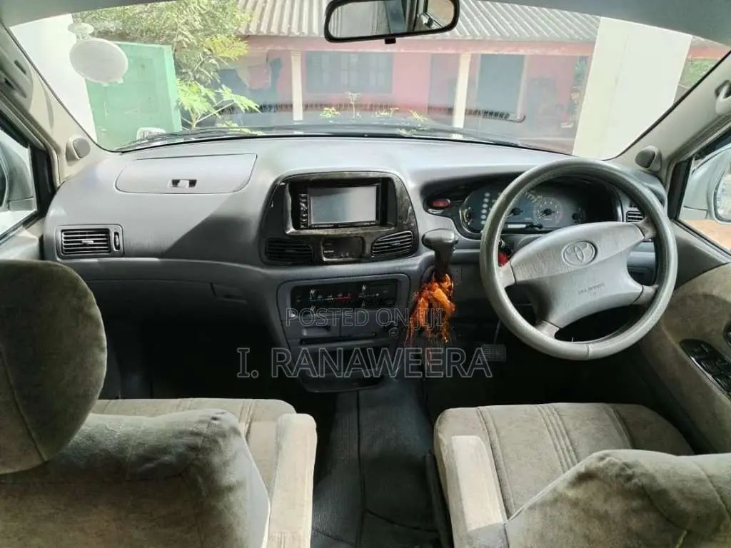 Toyota TownAce Noah Kr42 2000 Van (Used)