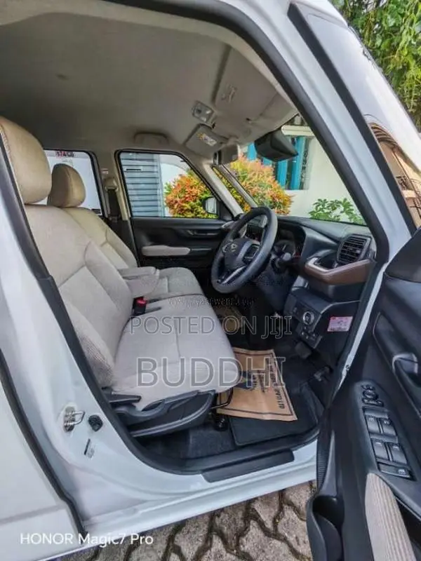 Daihatsu Move 2025 Car Unregistered (Recondition)