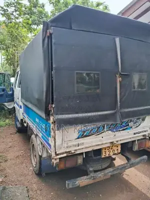 Toyota Dyna 1987 Crew Cab (Used)