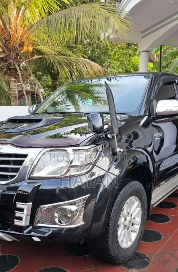 Toyota Hilux 2011 Pickup (Used)