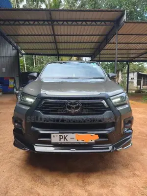 Toyota Rocco 2024 Pickup (Used)