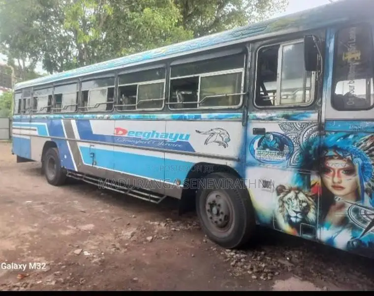 Ashok-Leyland Leyland Ruby 2006 Bus (Used)