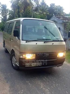 Nissan Caravan 1996 Van (Used)