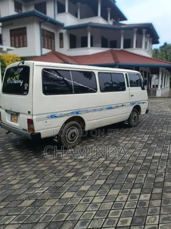 Nissan Caravan Vrge 23 1981 Van (Used)