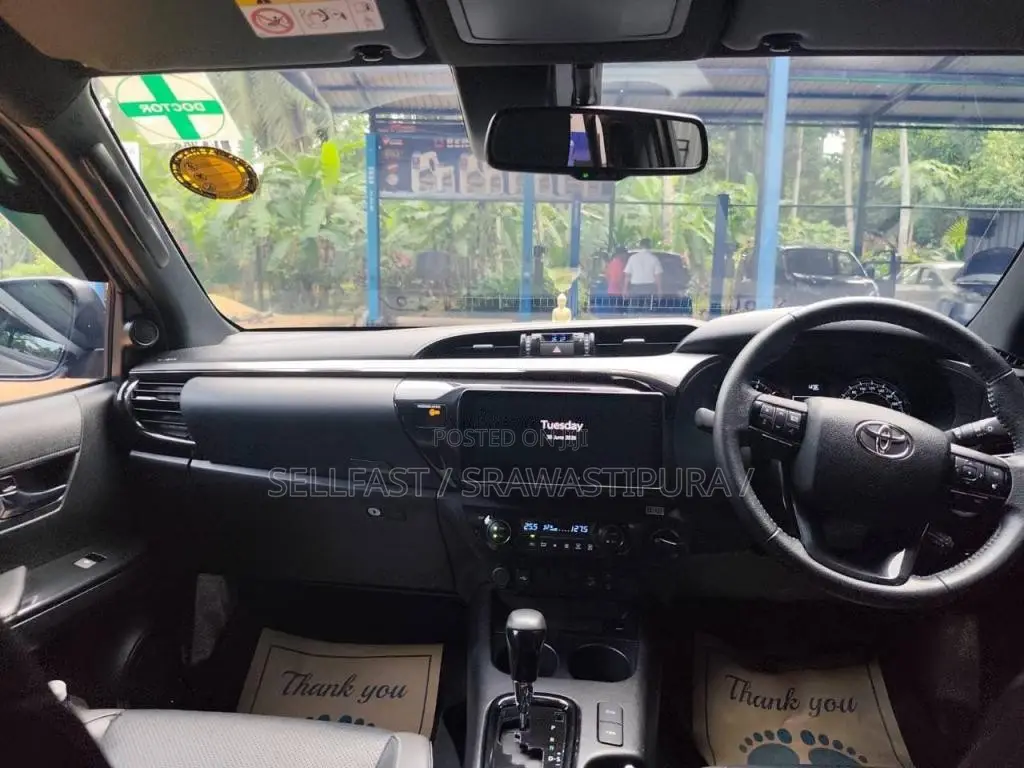 Toyota Rocco 2024 Pickup (Used)