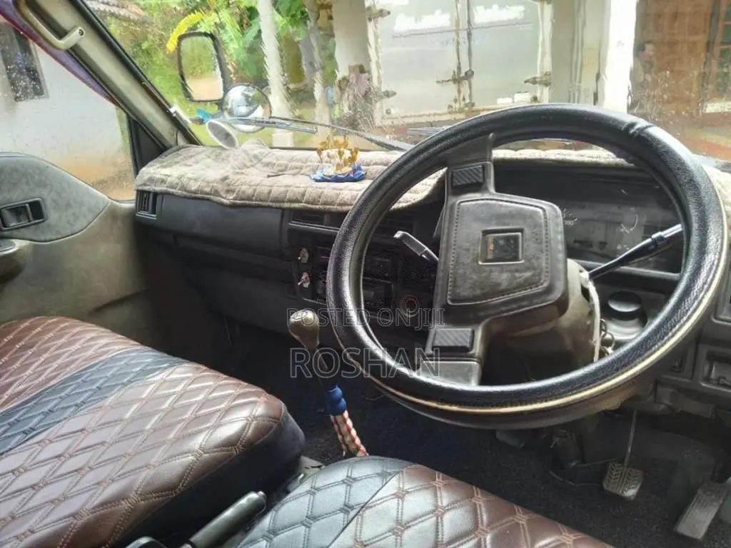 Nissan Vanette 1995 Van (Used)