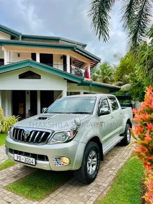 Toyota Hilux 2007 Pickup (Used)