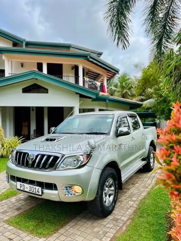 Toyota Hilux 2007 Pickup (Used)