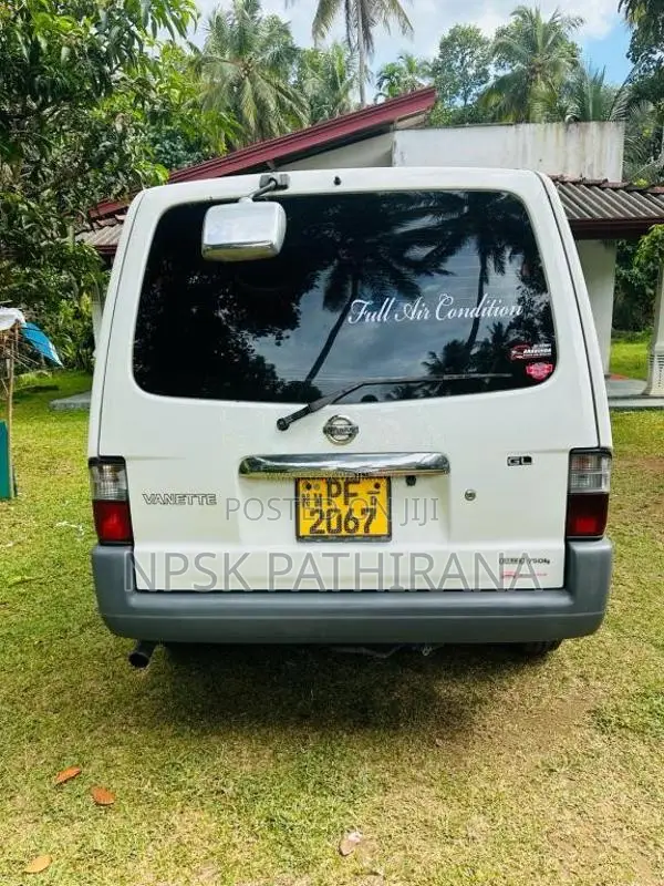 Nissan Vanette GL 2013 Van (Used)