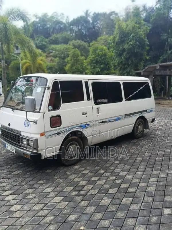 Nissan Caravan Vrge 23 1981 Van (Used)